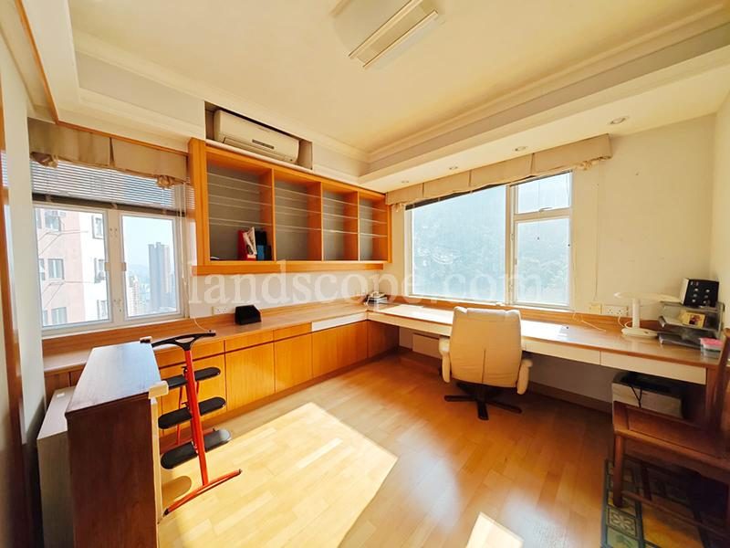 photo 10 — Piccadilly Mansion, Midlevels West