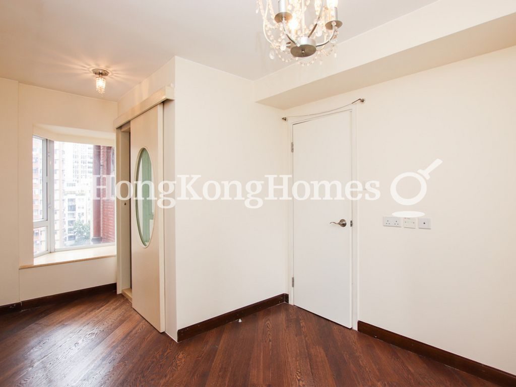 Bedroom — Fook Kee Court, Mid-levels West