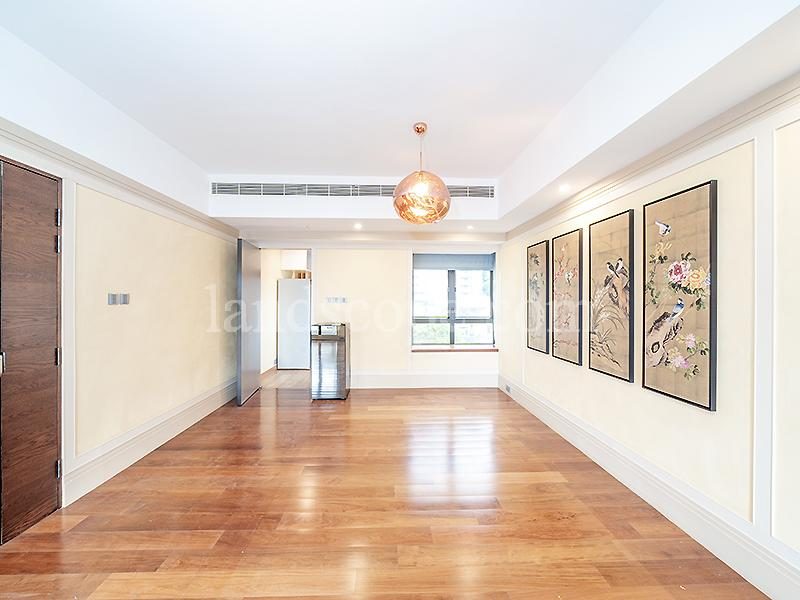 photo 3 — Bowen Place, Midlevels Central