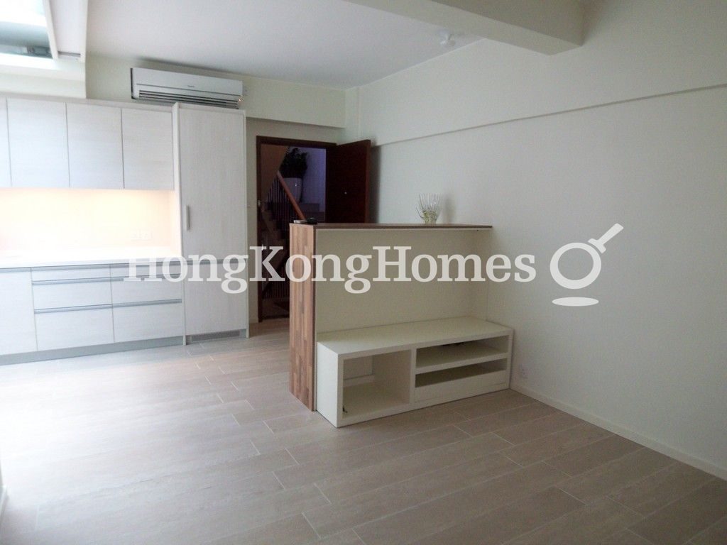Storage on Roof Terrace — Fung Fai Terrace, 7, Happy Valley