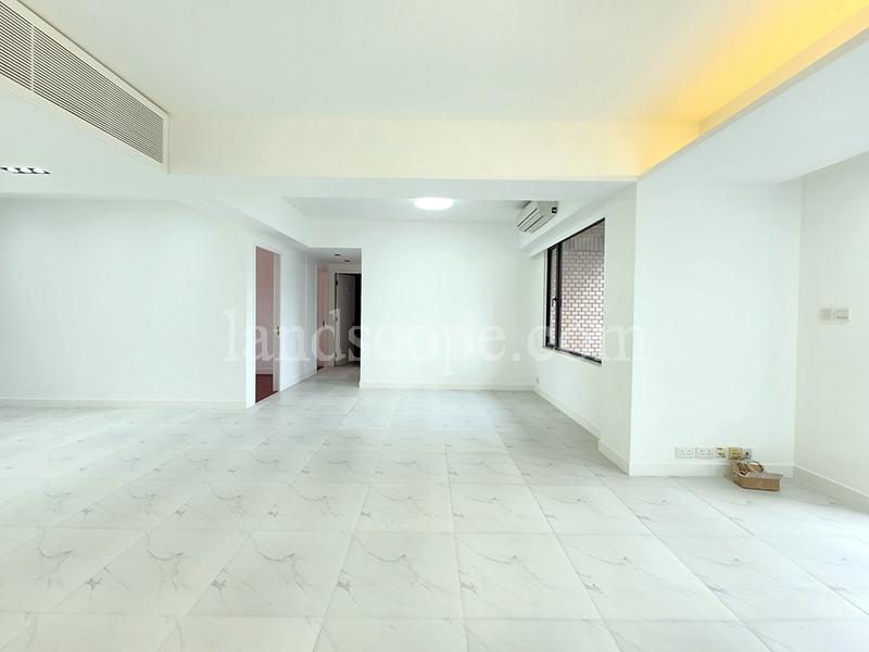 photo 4 — Hong Kong Parkview - Tower 8, Repulse Bay