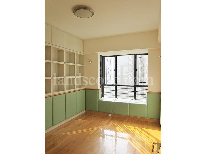 photo 5 — Clovelly Court, Midlevels Central