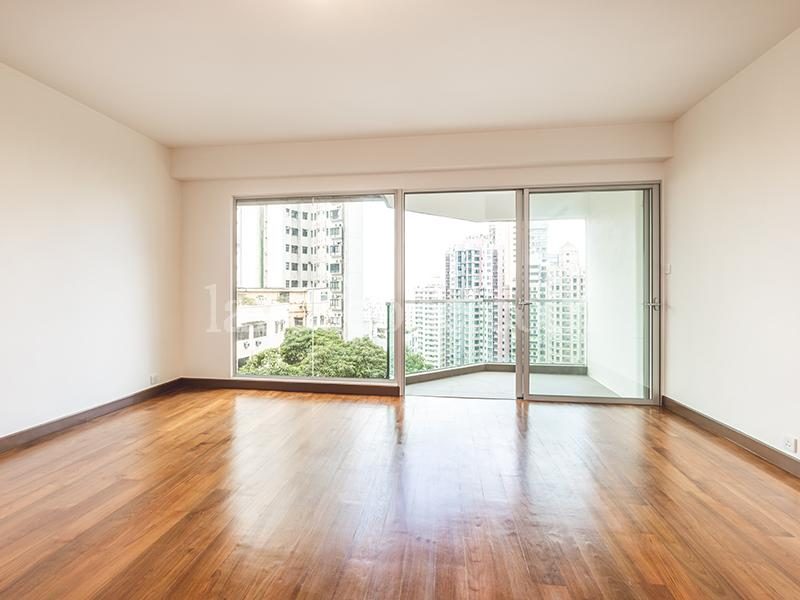 photo 3 — Serene Court, Midlevels West
