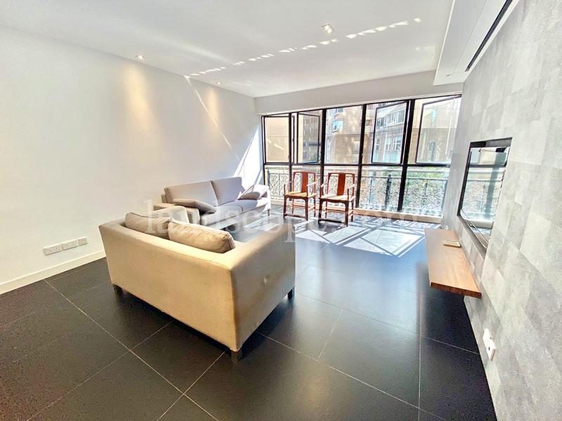 photo 3 — Clovelly Court, Midlevels Central