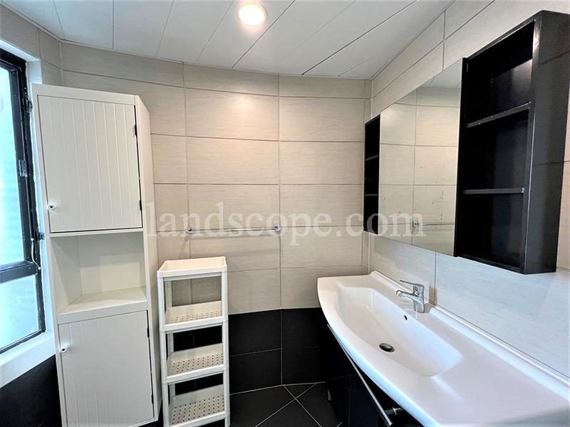 photo 5 — Birchwood Place, Midlevels Central