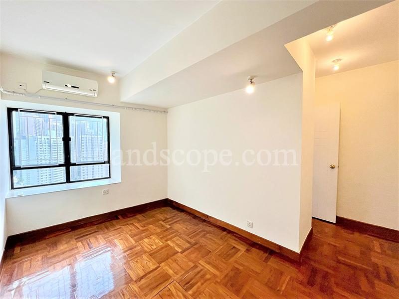photo 6 — Birchwood Place, Midlevels Central