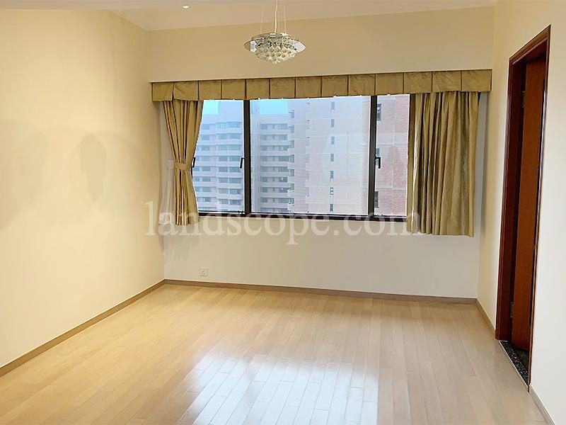 photo 3 — Hong Kong Parkview - Tower 7, Repulse Bay
