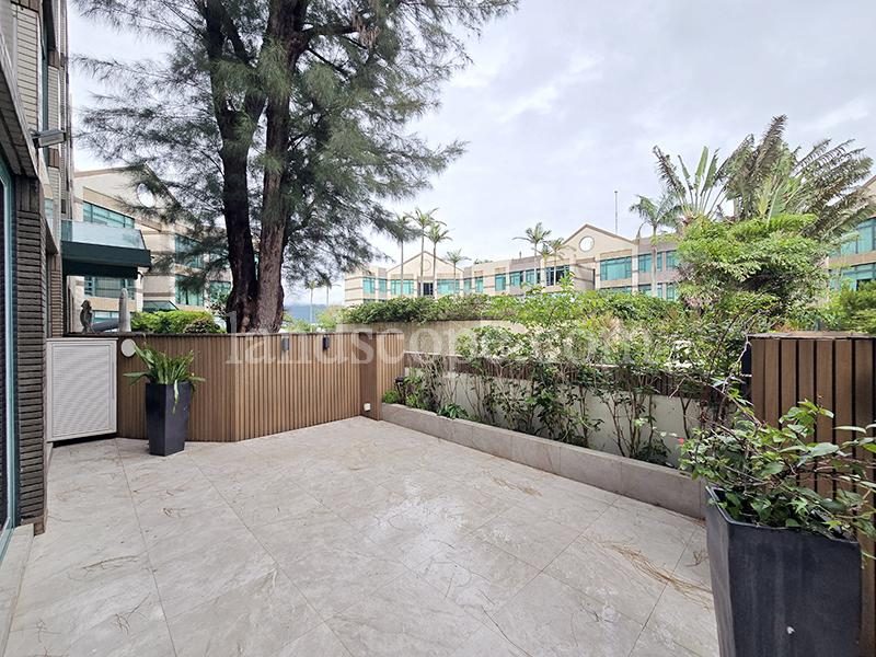 photo 2 — Stanford Villa, Stanley