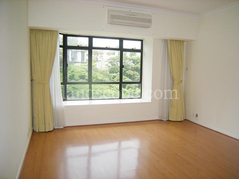 photo 4 — Grand Garden, Repulse Bay