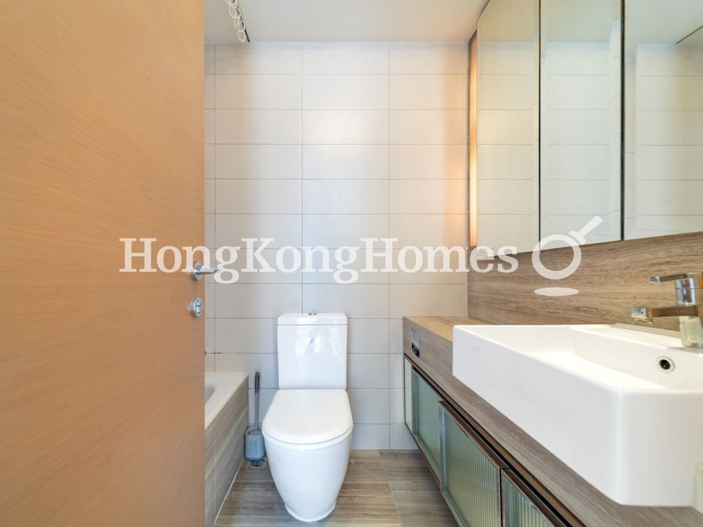 Ensuite Bathroom — Island Crest - Tower 1, Sai Ying Pun