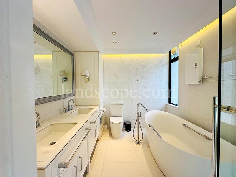 photo 5 — 37 Repulse Bay Road, Repulse Bay