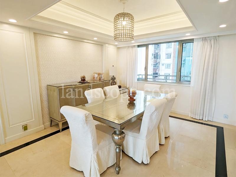 photo 4 — Hong Kong Garden, Midlevels West