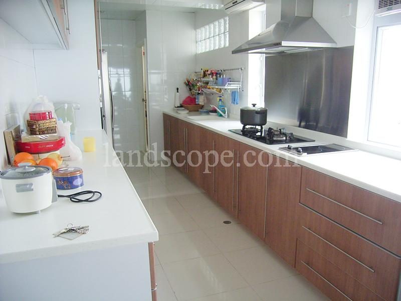 photo 13 — Summit Court, North Point Midlevels