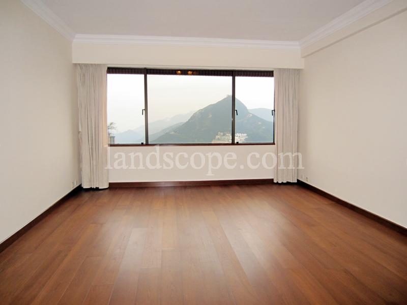 photo 2 — Hong Kong Parkview - Tower 14, Repulse Bay