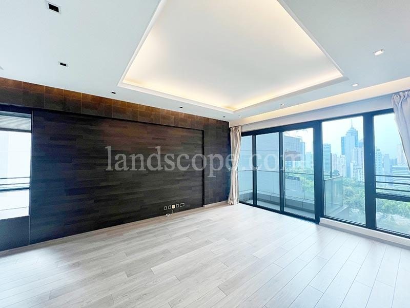 11 MacDonnell Road