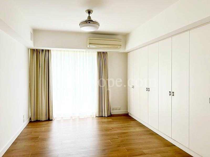 photo 5 — Rose Court, Happy Valley