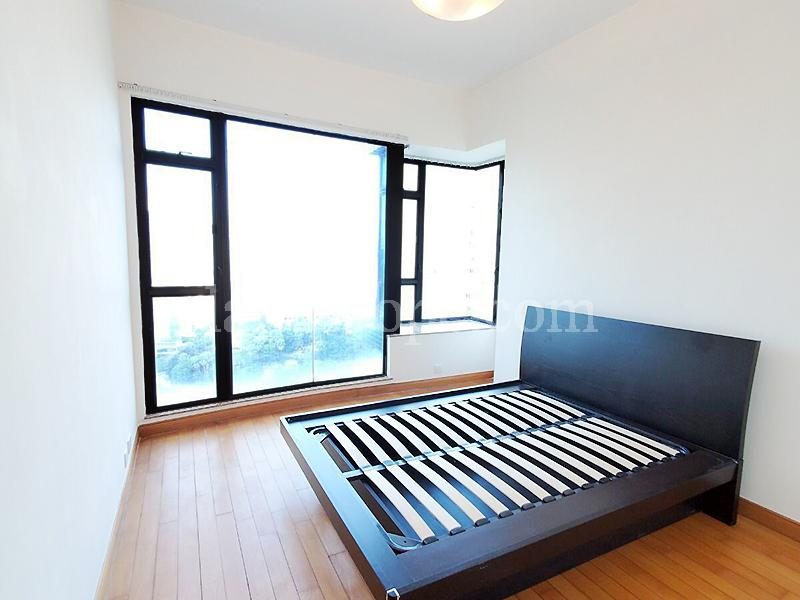 photo 2 — Fairlane Tower, Midlevels Central
