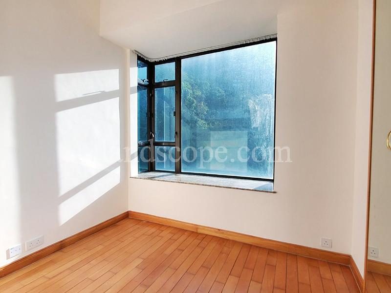 photo 5 — Fairlane Tower, Midlevels Central