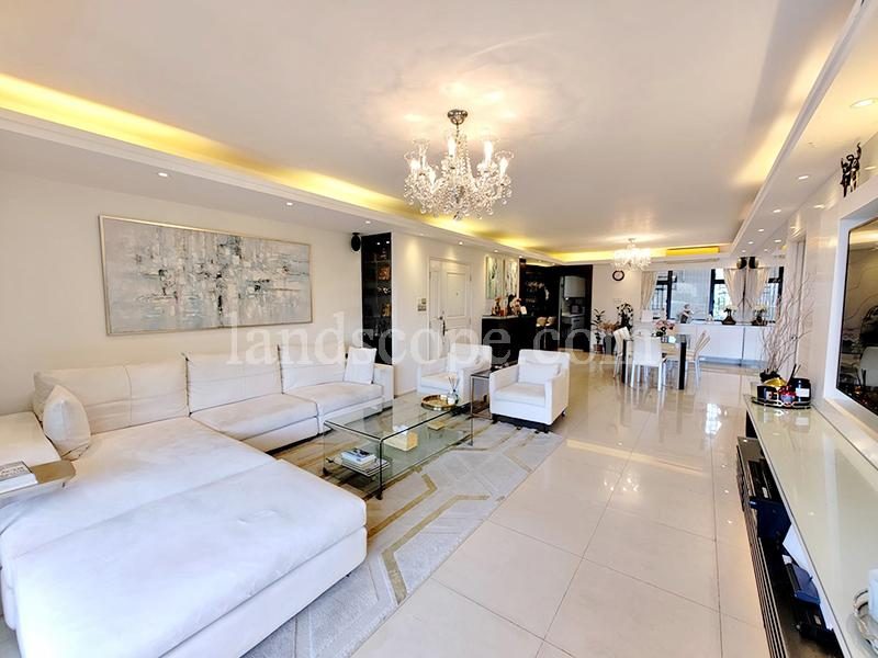 photo 4 — Baguio Villa , Pokfulam