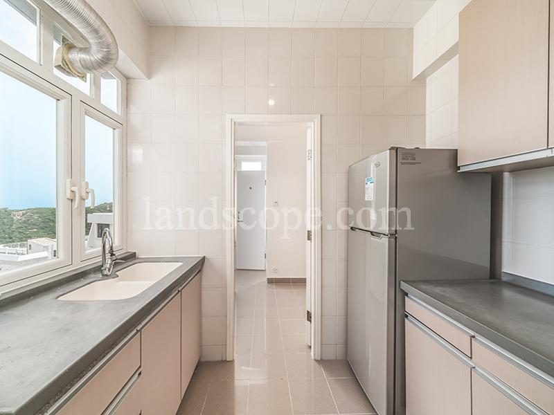 photo 11 — Bauhinia Gardens, Chung Hom Kok