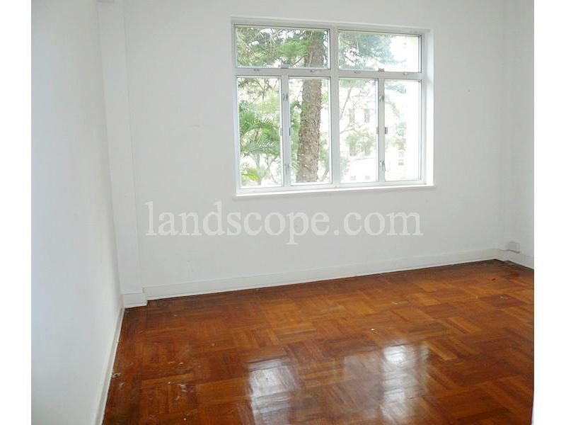 photo 6 — 8-14 Cape Road, Chung Hom Kok
