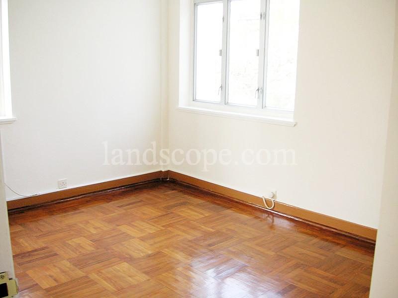 photo 7 — 8-14 Cape Road, Chung Hom Kok