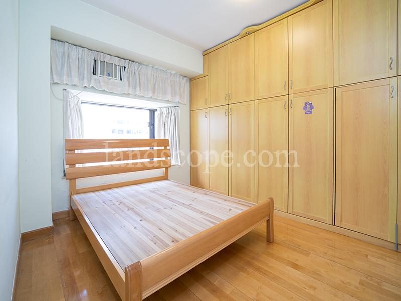 photo 7 — Ventris Place, Happy Valley