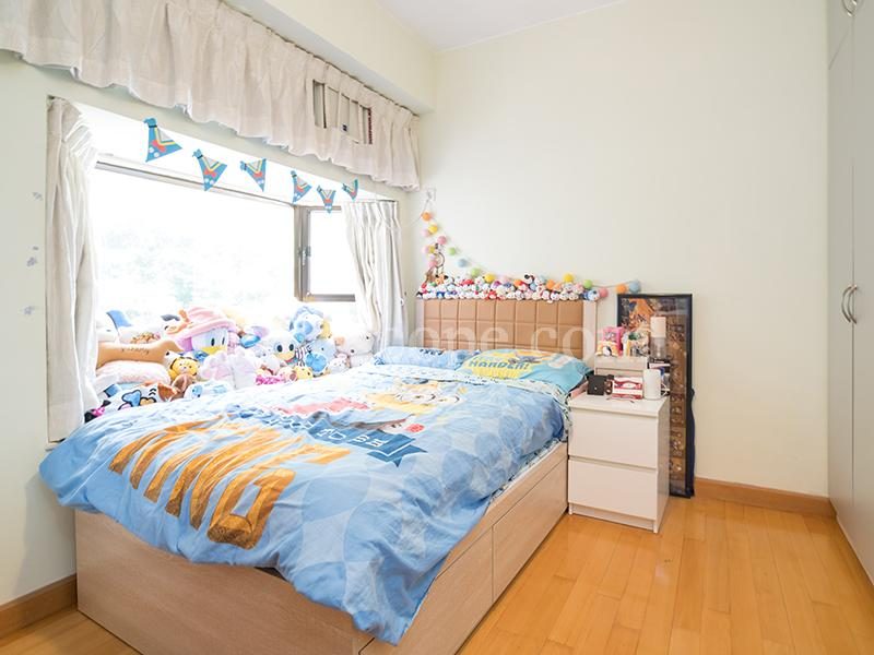 photo 8 — Ventris Place, Happy Valley