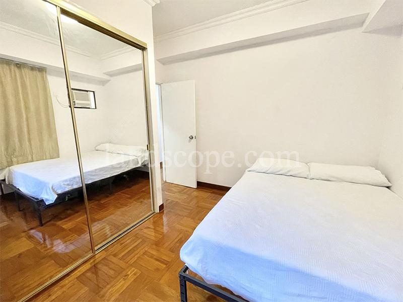 photo 5 — Wing Way Court, Midlevels Central