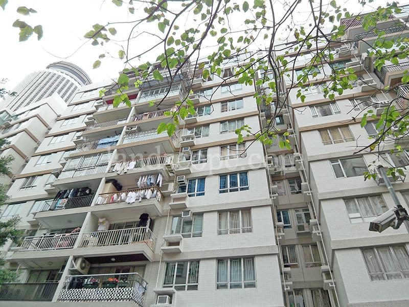 photo 5 — Phoenix Court, Midlevels Central