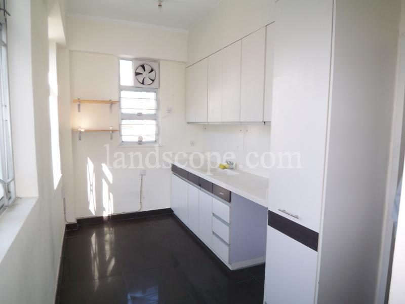 photo 7 — 8-14 Cape Road, Chung Hom Kok