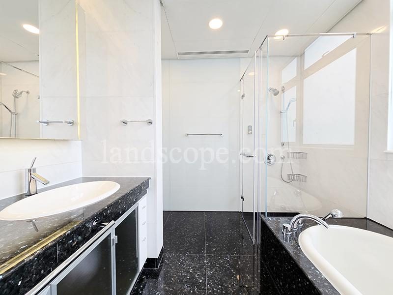 photo 8 — Interocean Court, The Peak
