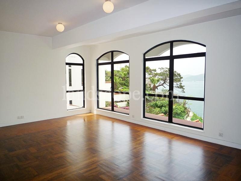 photo 2 — Magnolia Villas, Pokfulam
