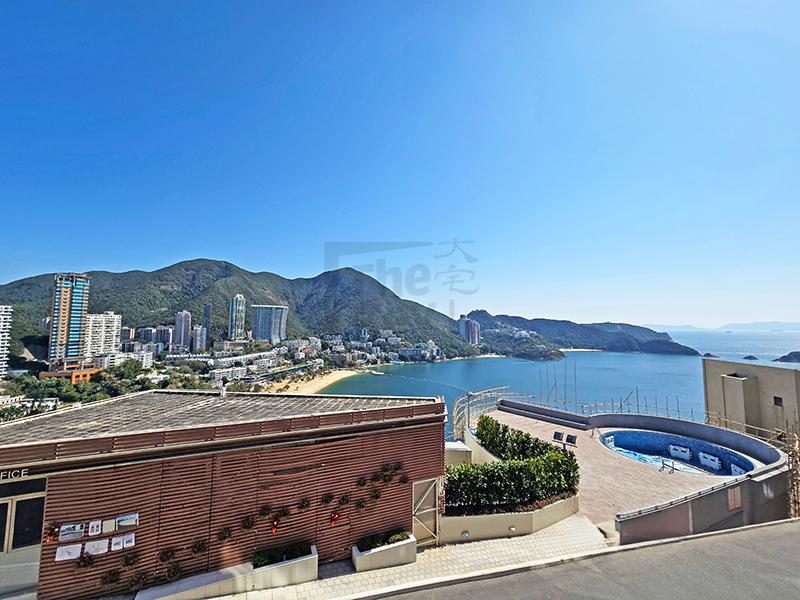 photo 2 — The Beachfront, Repulse Bay