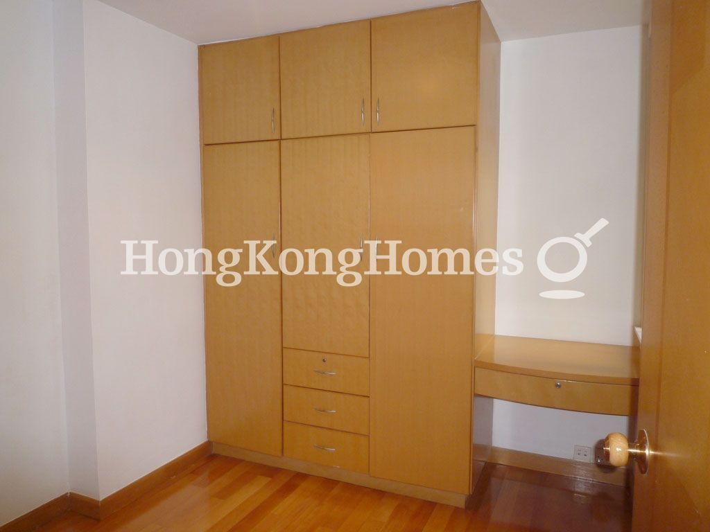 Master Bedroom — Taikoo Shing - Loong Shan Mansion, Taikoo Shing
