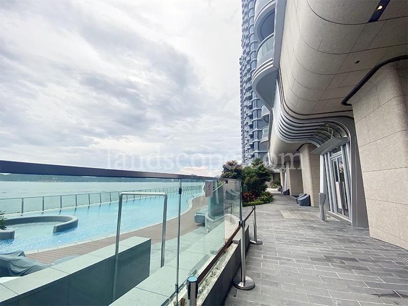 photo 4 — The Corniche, Aberdeen / Ap Lei Chau