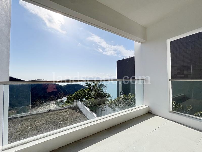 photo 4 — 5 Headland Road, Repulse Bay