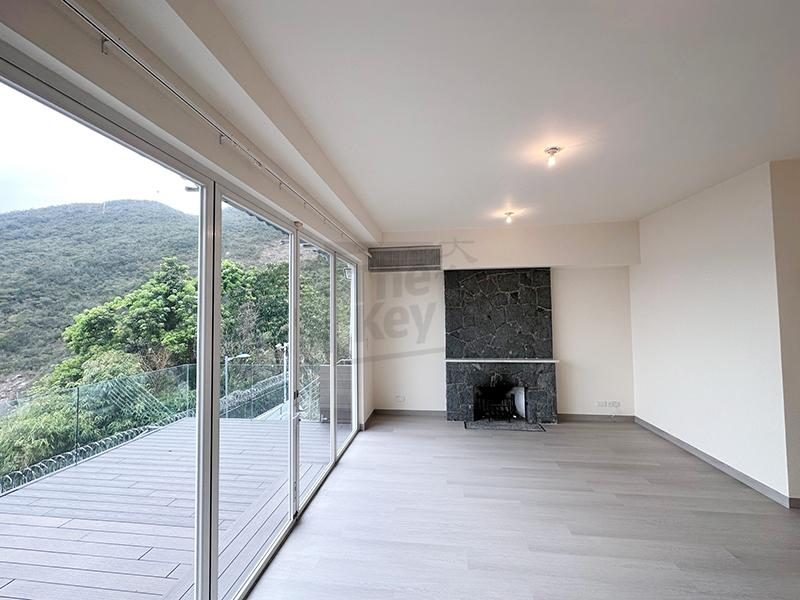 photo 4 — Horizon Lodge, Chung Hom Kok