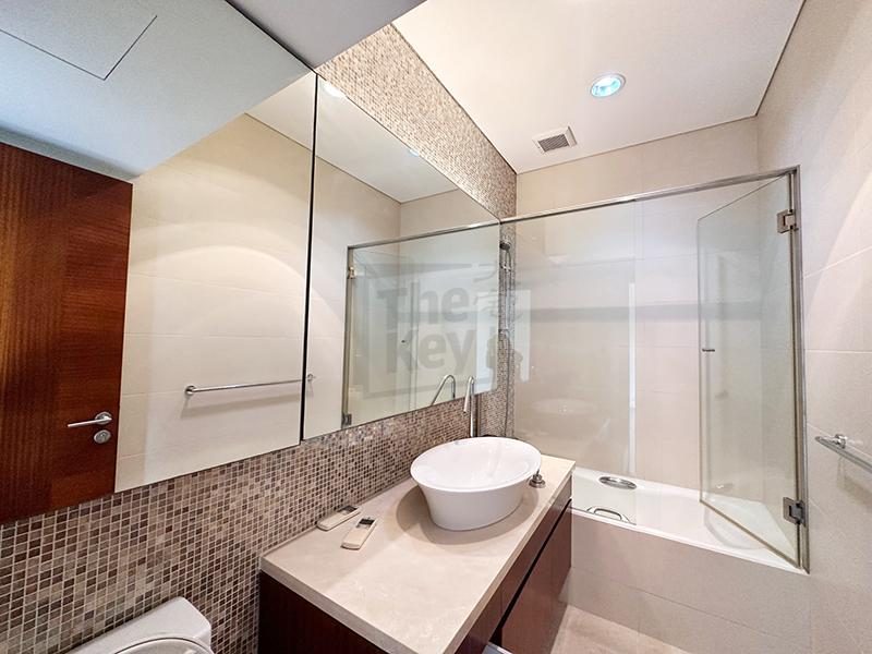 photo 8 — Horizon Lodge, Chung Hom Kok