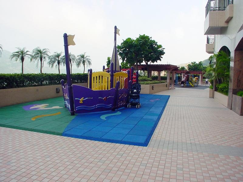 photo 8 — The Redhill Peninsula, Tai Tam