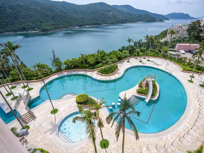 photo 3 — The Redhill Peninsula , Tai Tam