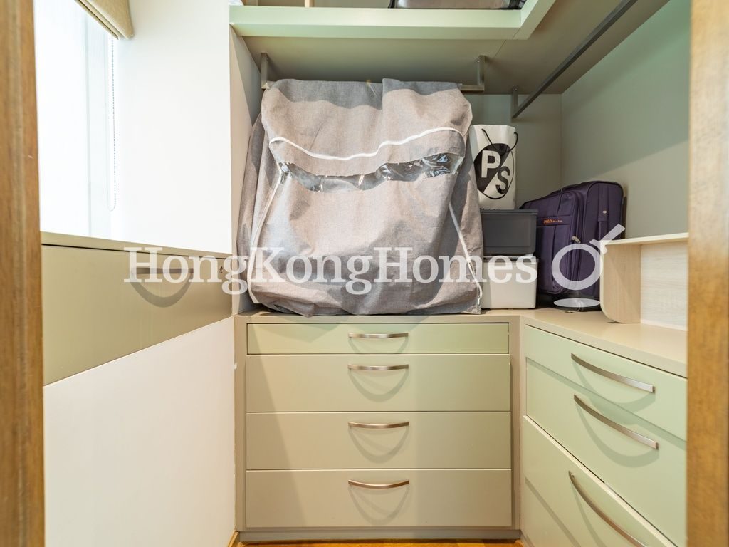 Walk-in Closet in Master Bedroom — Caine Building, Mid-levels West