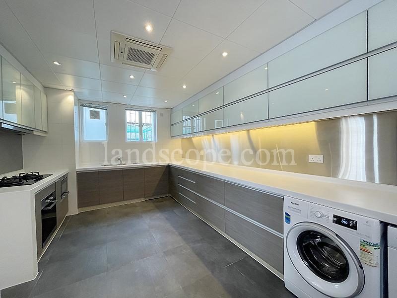 photo 8 — Coral Villas, Chung Hom Kok