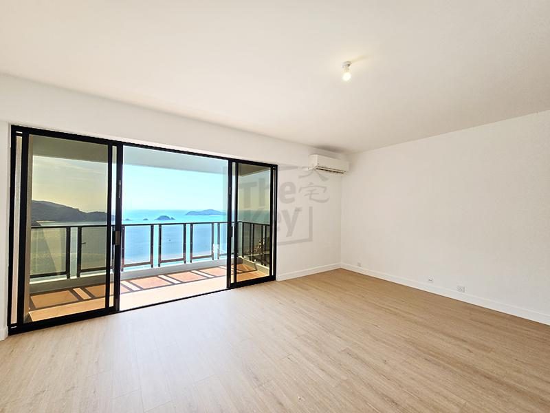 Repulse Bay Apartments