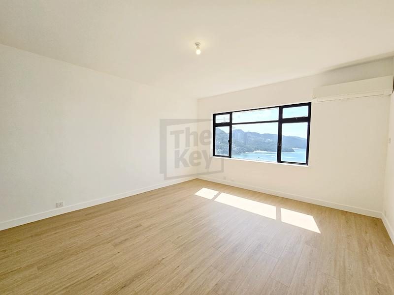 photo 6 — Repulse Bay Apartments, Repulse Bay