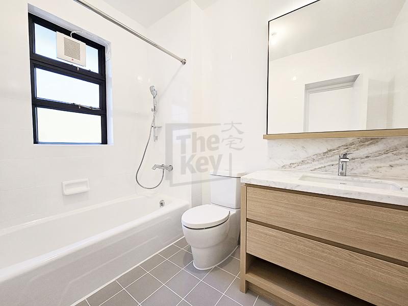 photo 9 — Repulse Bay Apartments, Repulse Bay