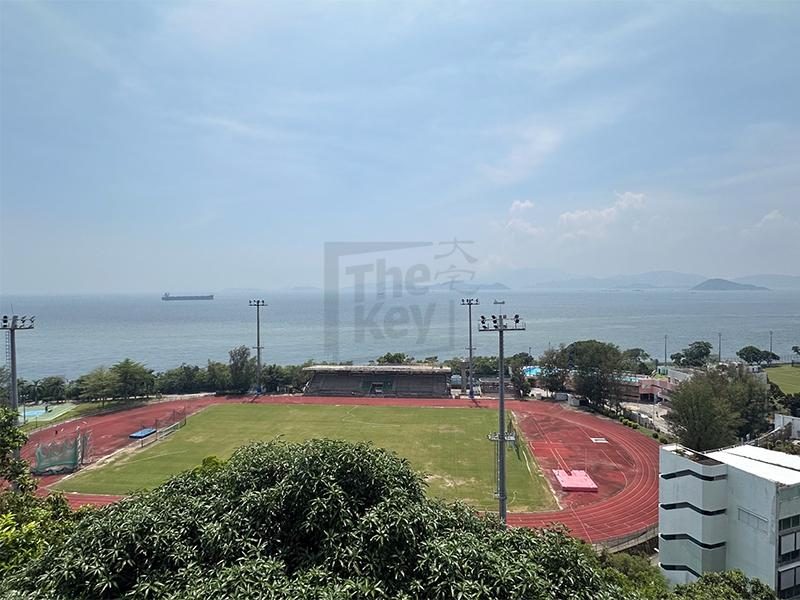 photo 2 — Tam Gardens, Pokfulam
