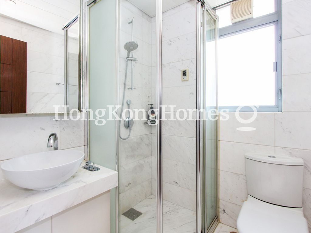 Bathroom — One Pacific Heights, Sheung Wan
