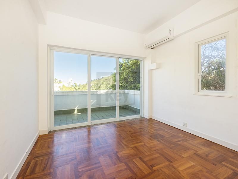 photo 7 — Jade Beach Villa, Chung Hom Kok