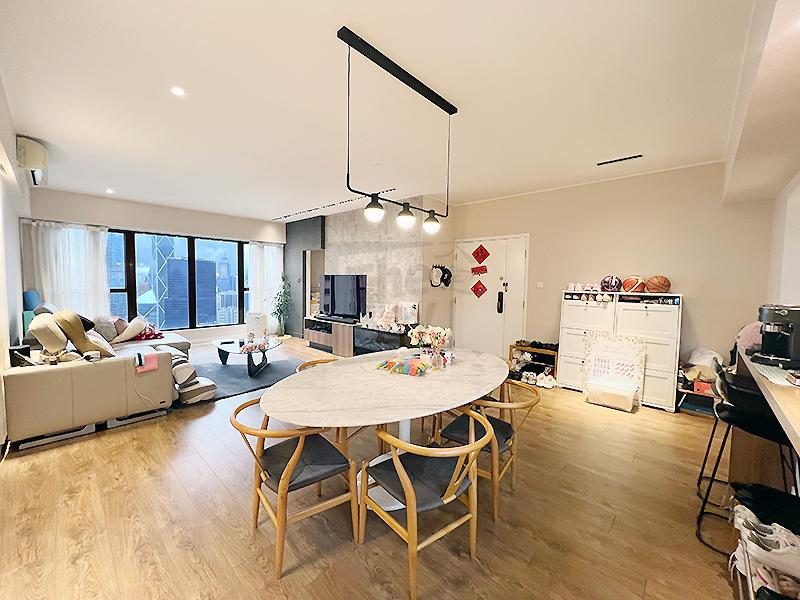 photo 3 — 2 Old Peak Road, Midlevels Central
